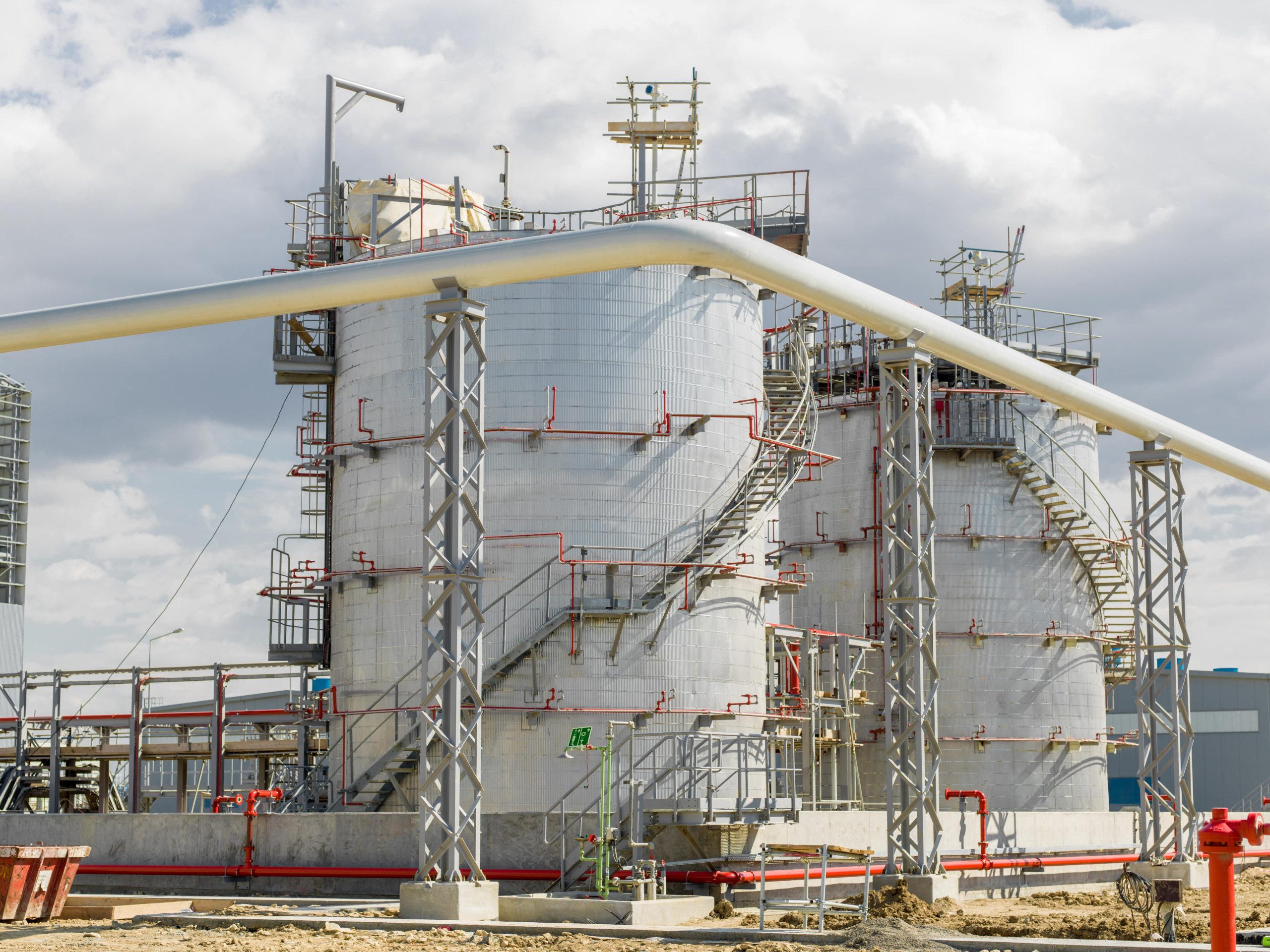 modern-oil-factory-territory-min